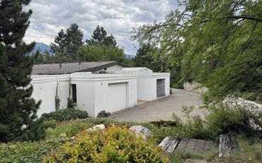 Single house 20.5 rooms - image - 3