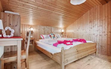 Hotel 20 rooms - image - 9