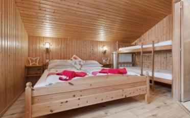 Hotel 20 rooms - image - 7