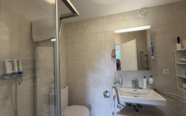 Furnished flat 4.5 rooms - image - 6