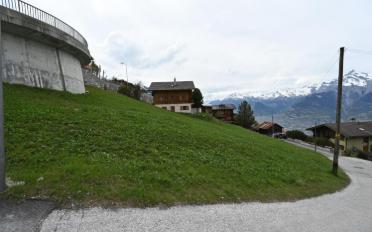 Building land - image - 3