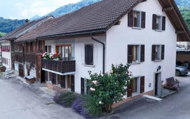 Wohngebäude 5 Zimmer - image - 4