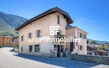 Single house 12 rooms - image - 2