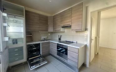 Furnished flat 2 rooms - image - 3