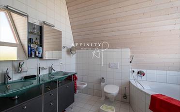 Single house 8 rooms - image - 11