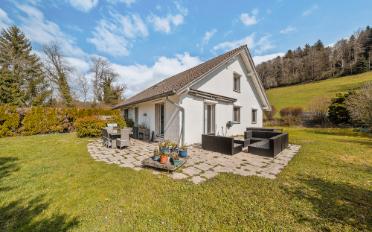 Villa 6.5 Zimmer - image - 1