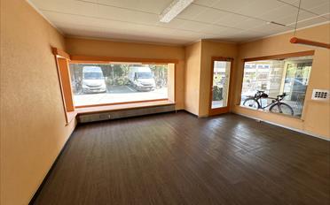 Commerce 3 pièces - image - 5