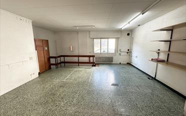 Commerce 3 pièces - image - 9