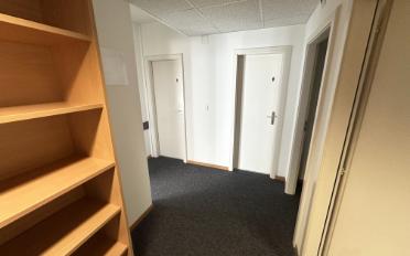 Bureau - image - 9