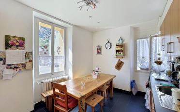 Residential building 10.5 rooms - image - 21