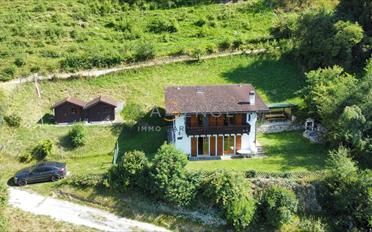Chalet 6.5 pièces - image - 1