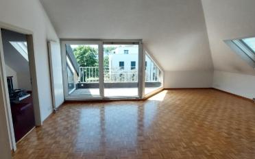 Dachwohnung 3 Zimmer - image - 1