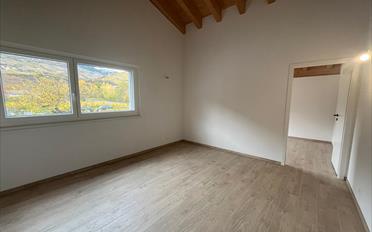 Geschäftshaus 2.5 Zimmer - image - 2