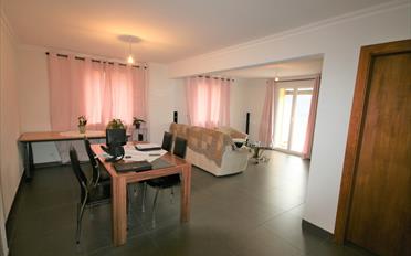 Villa - image - 1