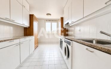 Apartment 6 rooms - image - 8