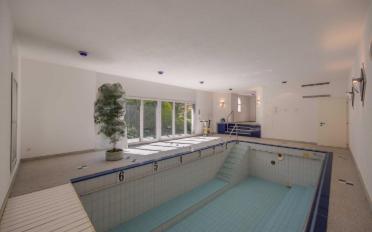 Villa 18 Zimmer - image - 13