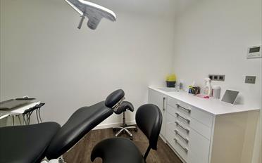 Praxis 5 Zimmer - image - 4