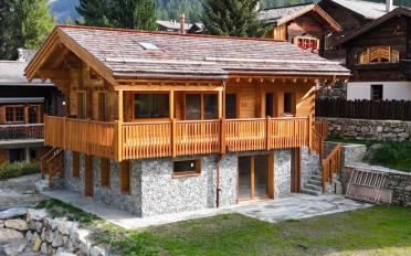Chalet 6 pièces - image - 1
