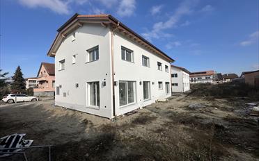 Doppeleinfamilienhaus 4.5 Zimmer - image - 4
