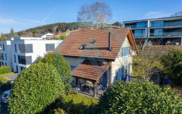 Einfamilienhaus 6.5 Zimmer - image - 1