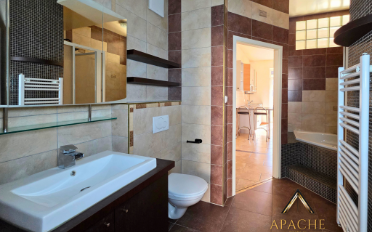 Apartment - image - 10