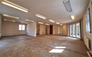 Office - image - 3