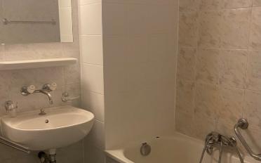 Apartment 4 rooms - image - 7