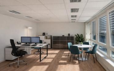 Bureau - image - 1