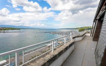 Office - image - 11
