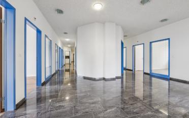 Bureau - image - 12