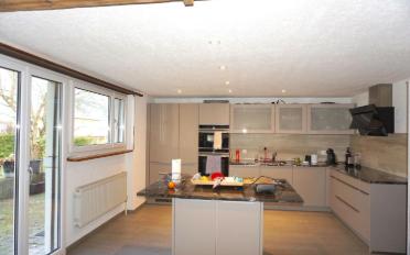 Einfamilienhaus 8.5 Zimmer - image - 9