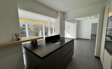 Villa 11 pièces - image - 4