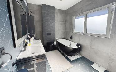 Bifamiliar house 5.5 rooms - image - 5