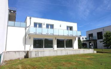 Doppeleinfamilienhaus 6.5 Zimmer - image - 1