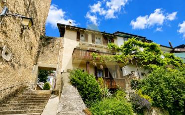 Single house 8 rooms - image - 1