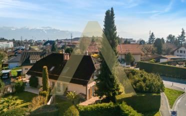 Maison 7 pièces - image - 1