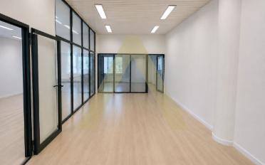 Office - image - 5