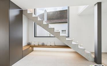 Villa 6.5 pièces - image - 3