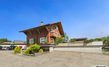 Residential building - image - 1