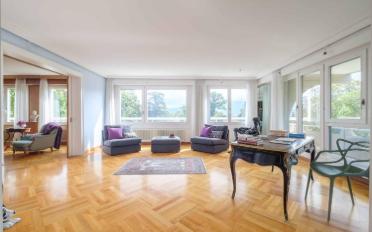 Apartment 8 rooms - image - 1