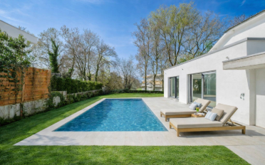 Villa 9 pièces - image - 1