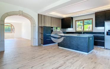 Maison 8.5 pièces - image - 3