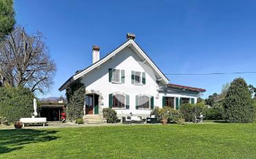 Einfamilienhaus 7.5 Zimmer - image - 1