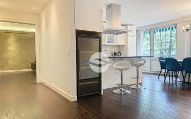 Furnished flat 6 rooms - image - 3