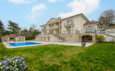 Villa 18 Zimmer - image - 1