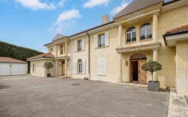 Villa 18 pièces - image - 3