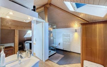 Attic flat 6.5 rooms - image - 12