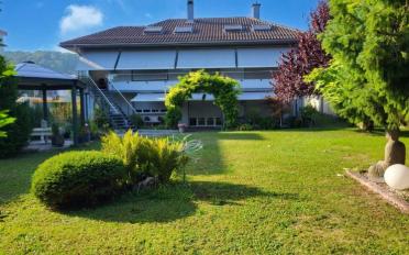Villa 8.5 pièces - image - 1
