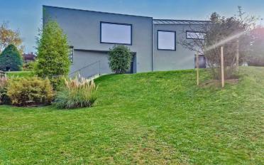 Villa 7.5 pièces - image - 2