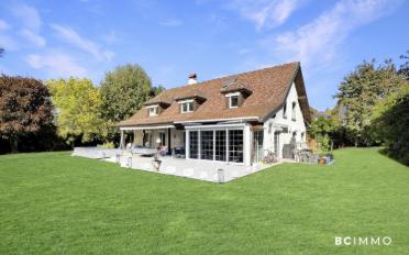 Villa 9 pièces - image - 1